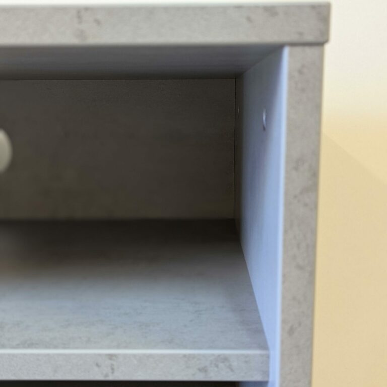 PRODUCT-04A-MEDIA-UNIT-4